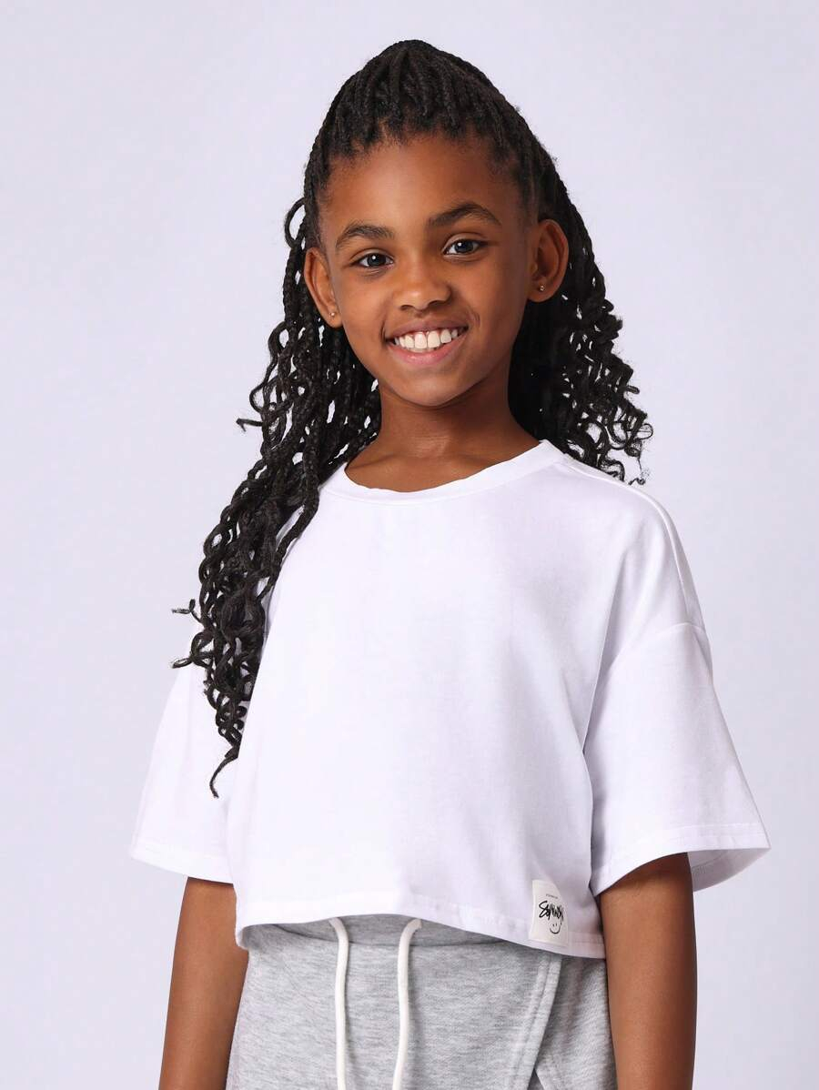 SUMWON Cropped Jersey Tee With Chain Necklace Streetwear Essential Fall Spring Wardrobe Must Have Urban Casual Youth Modern Layering Fashion TG-8-12-00028 - Image 6