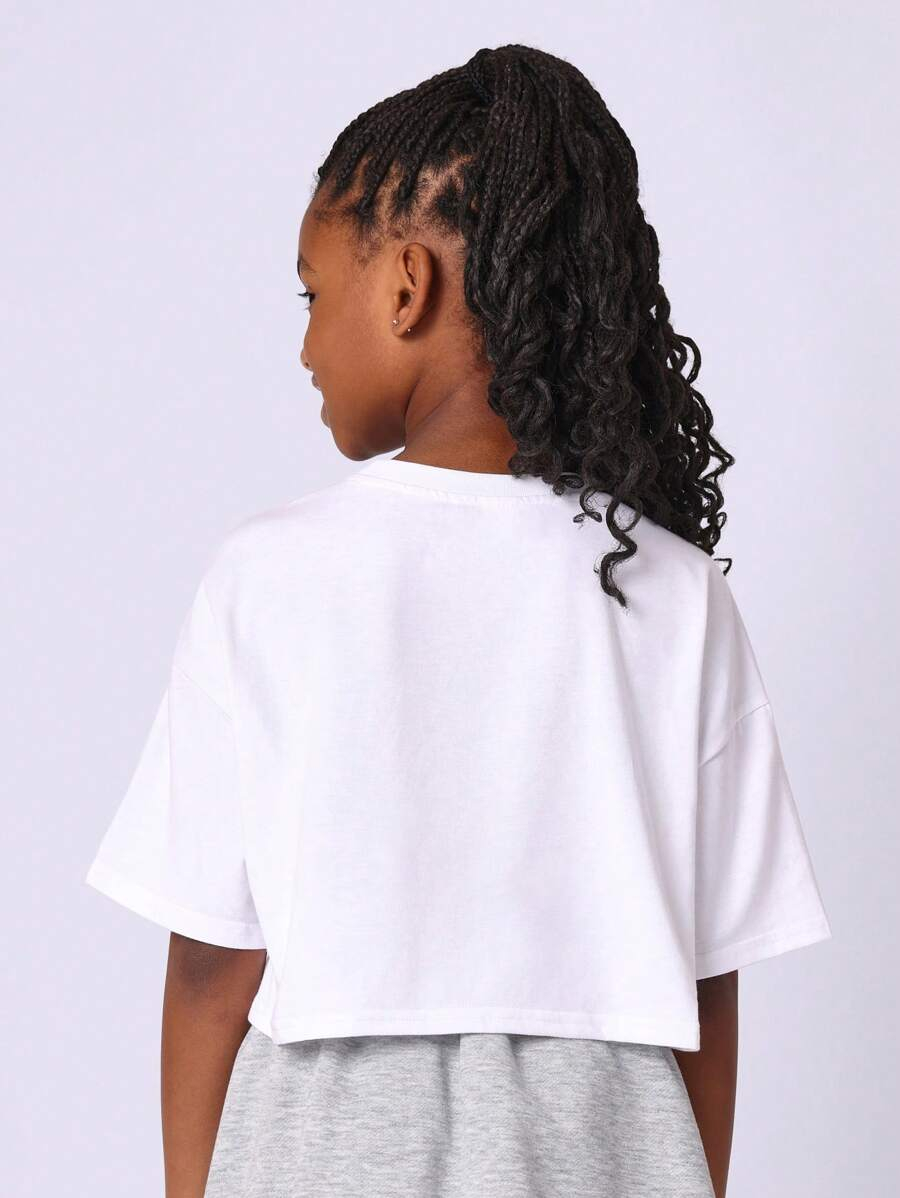 SUMWON Cropped Jersey Tee With Chain Necklace Streetwear Essential Fall Spring Wardrobe Must Have Urban Casual Youth Modern Layering Fashion TG-8-12-00028 - Image 7